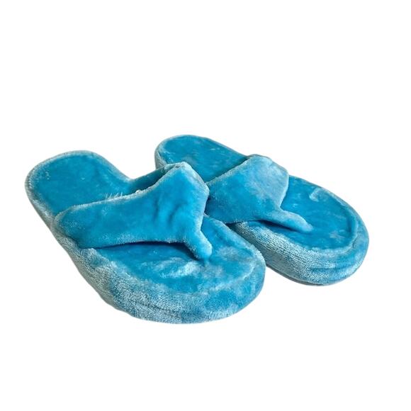 Womens Faux Fur Open Toe Flat Slip-On Thong Slippers Blue Medium NWOT - Picture 1 of 10